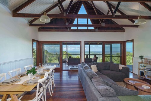 The Wolvi House - Scenic Mountain Retreat