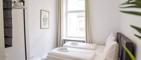 1 bedroom, iron/ironing board, WiFi, bed sheets