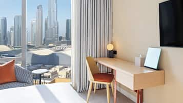 Quarto luxo, 1 cama King (Burj View) | 1 quarto, roupas de cama premium, frigobar, cofres nos quartos
