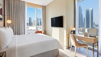 Premier Suite (Burj Khalifa View) | Premium bedding, minibar, in-room safe, desk