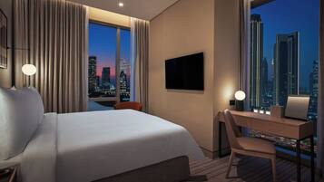 尊贵套房 (Burj View) | 高档床上用品、迷你吧、客房内保险箱、办公桌