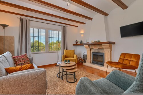 Viggo in J vea With 2 Bedrooms and 2 Bathrooms