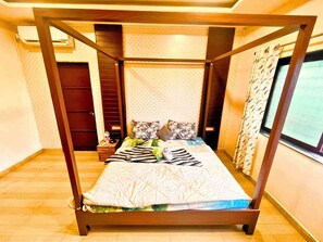 4 bedrooms, WiFi - 4BHK Casa Atlas Villa by Staymist (Lonavala)