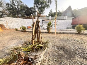 Property grounds - 4BHK Casa Atlas Villa by Staymist (Lonavala)