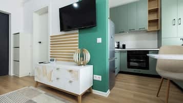 Comfort Apartment, Balcony | Private kitchen