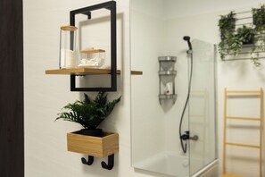 Departamento Confort, balcón | Baño