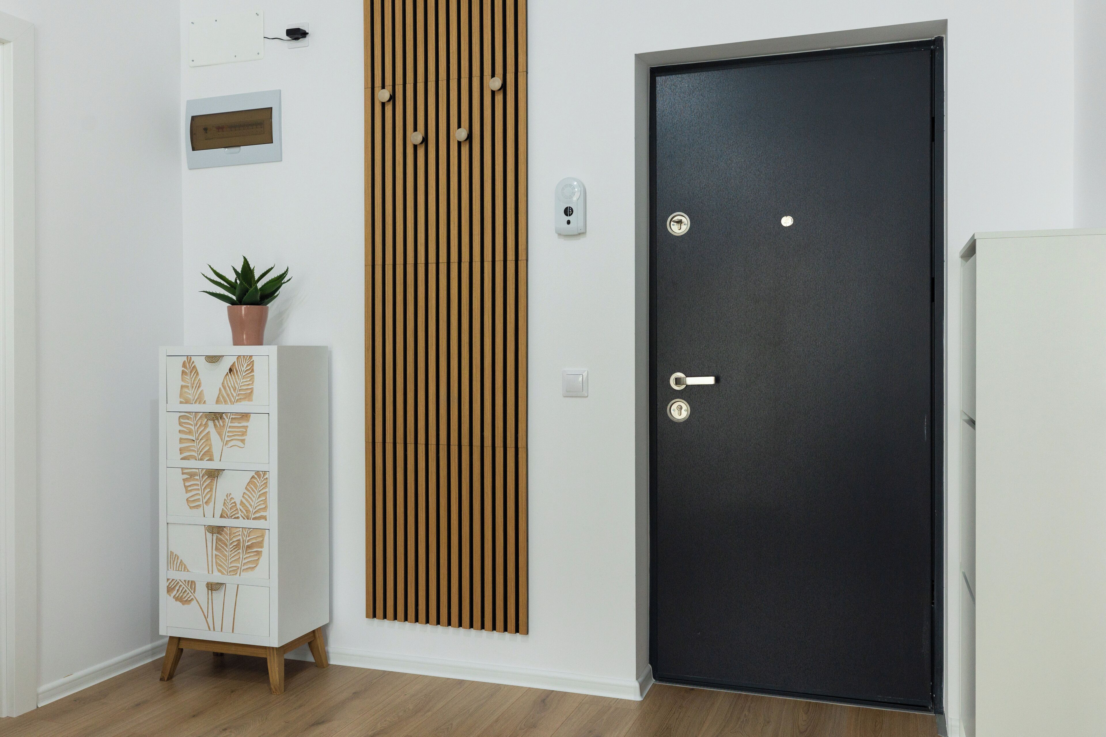 Apartemen Comfort, balkon | Area keluarga | TV layar datar