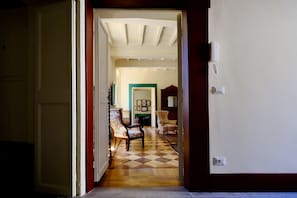 Interior - Pantheon Palazzo Nari #12 Casa Flacchi (Roma)