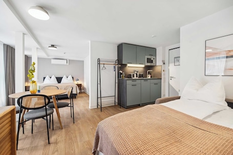 Comfort Suite with Sofa Bed | Private kitchen | Espresso maker, electric kettle, toaster