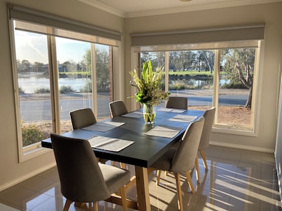 Modern waterfront luxury escape near Shepparton