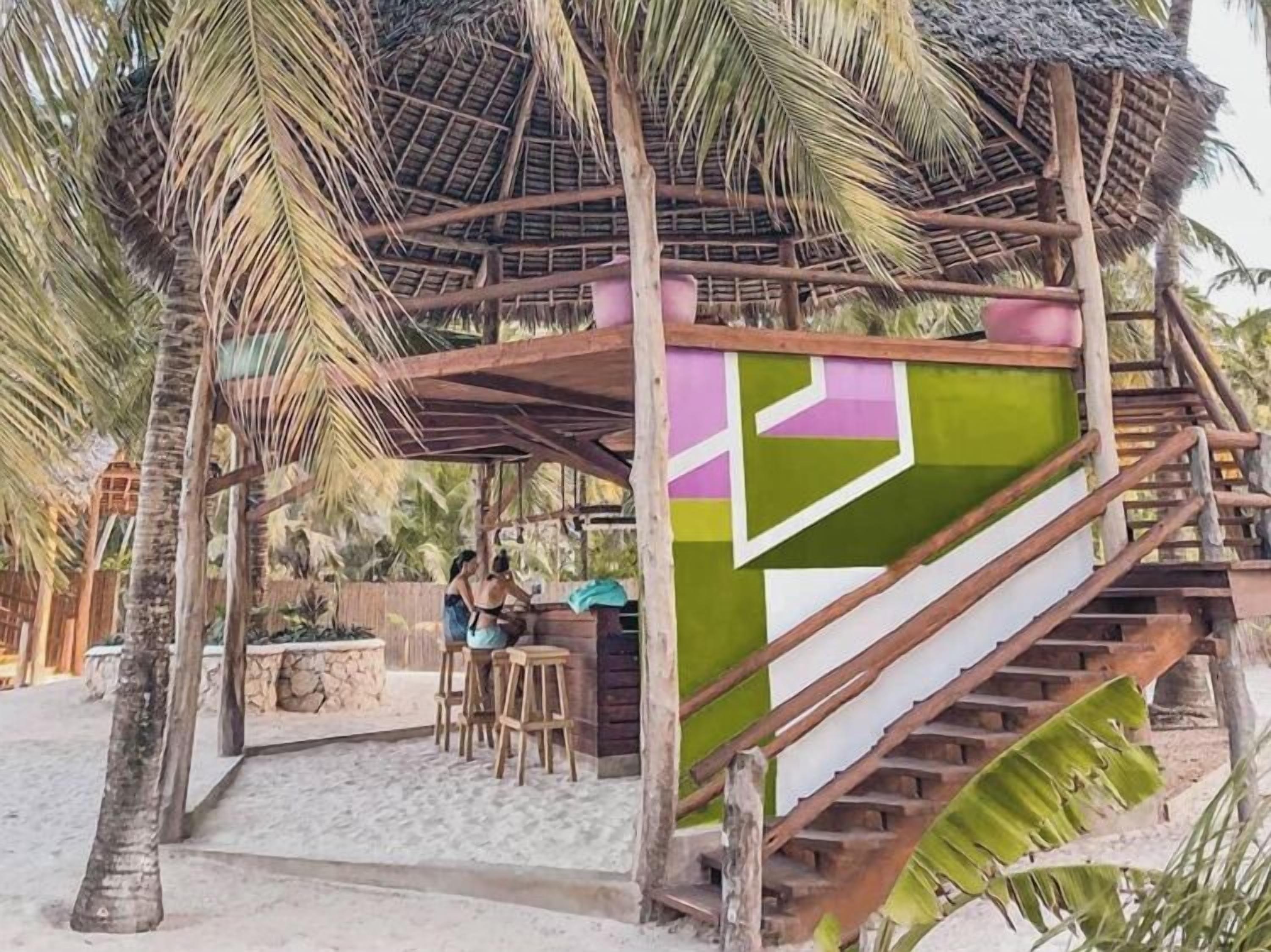 Poolside bar