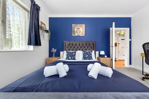 Apartment | 3 bedrooms, iron/ironing board, free WiFi, bed sheets - Amazing 3-bed Flat in Golders Green Near Station (London)