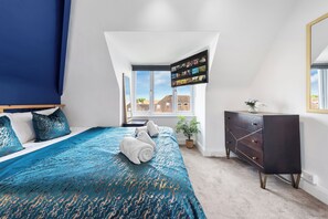 3 chambres, bureau, fer et planche à repasser, Wi-Fi gratuit