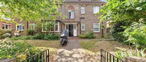 Apartment | Exterior