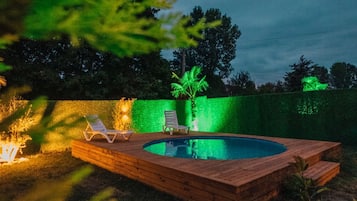 Kolam renang outdoor