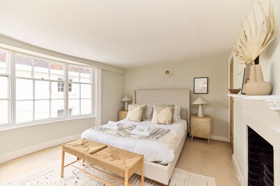 The Lewes Place - Contemporary 3bdr House With Patio