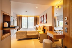 Superior Double or Twin Room, City View | Premium bedding, in-room safe, laptop workspace, blackout drapes - Erk Hotel (Istanbul)