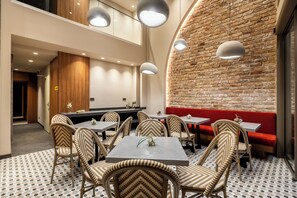 Café - Erk Hotel (Istanbul)