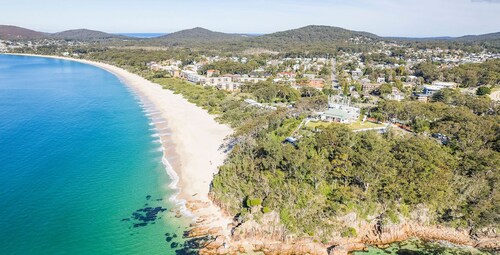 Pet friendly Seaside Family Escape, 11 Navala Ave - Air Con & Wi-Fi