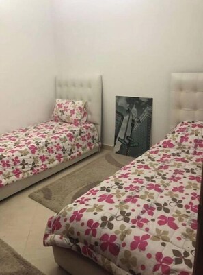 2 bedrooms, WiFi, bed sheets
