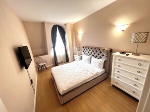 2 soverom, strykejern/-brett, wi-fi og sengetøy