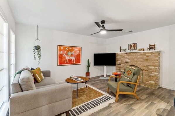 Oklassificerad bild, 1 av 19, knapp