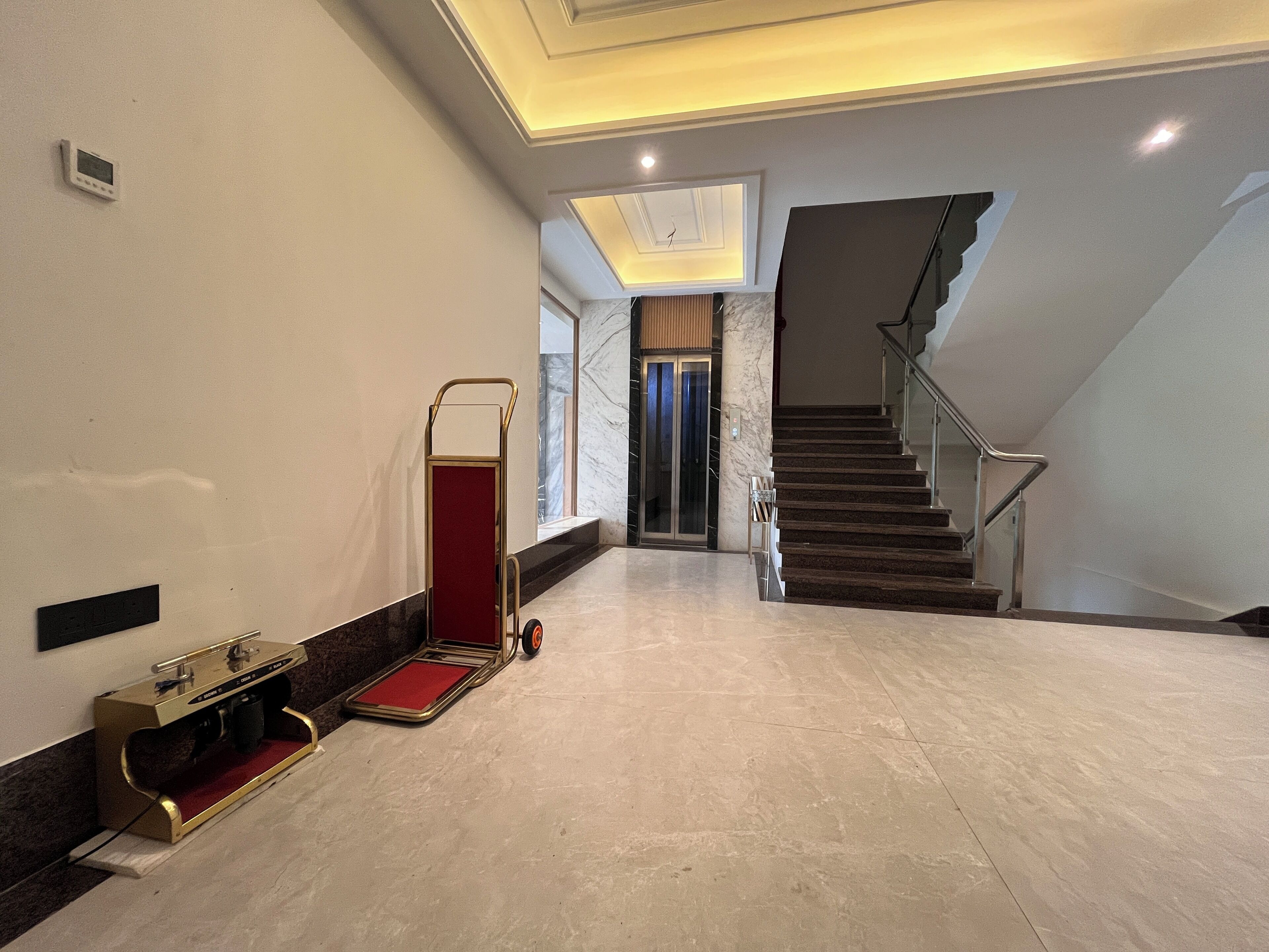 Photo - Esquire Hotel Mumbai