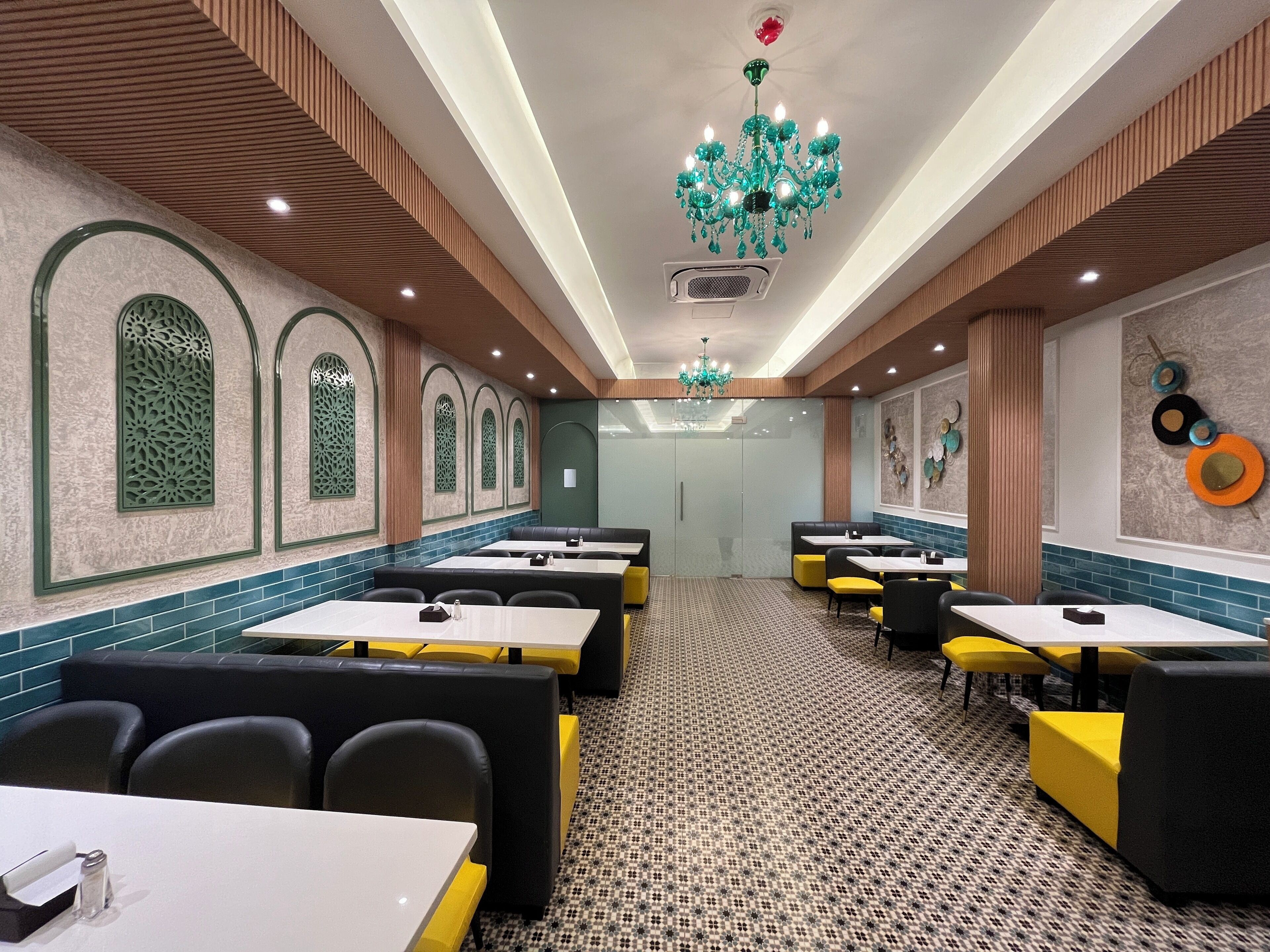 Photo - Esquire Hotel Mumbai