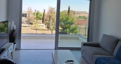 Cozy 1-bedroom apartment in welcoming Aglantzia