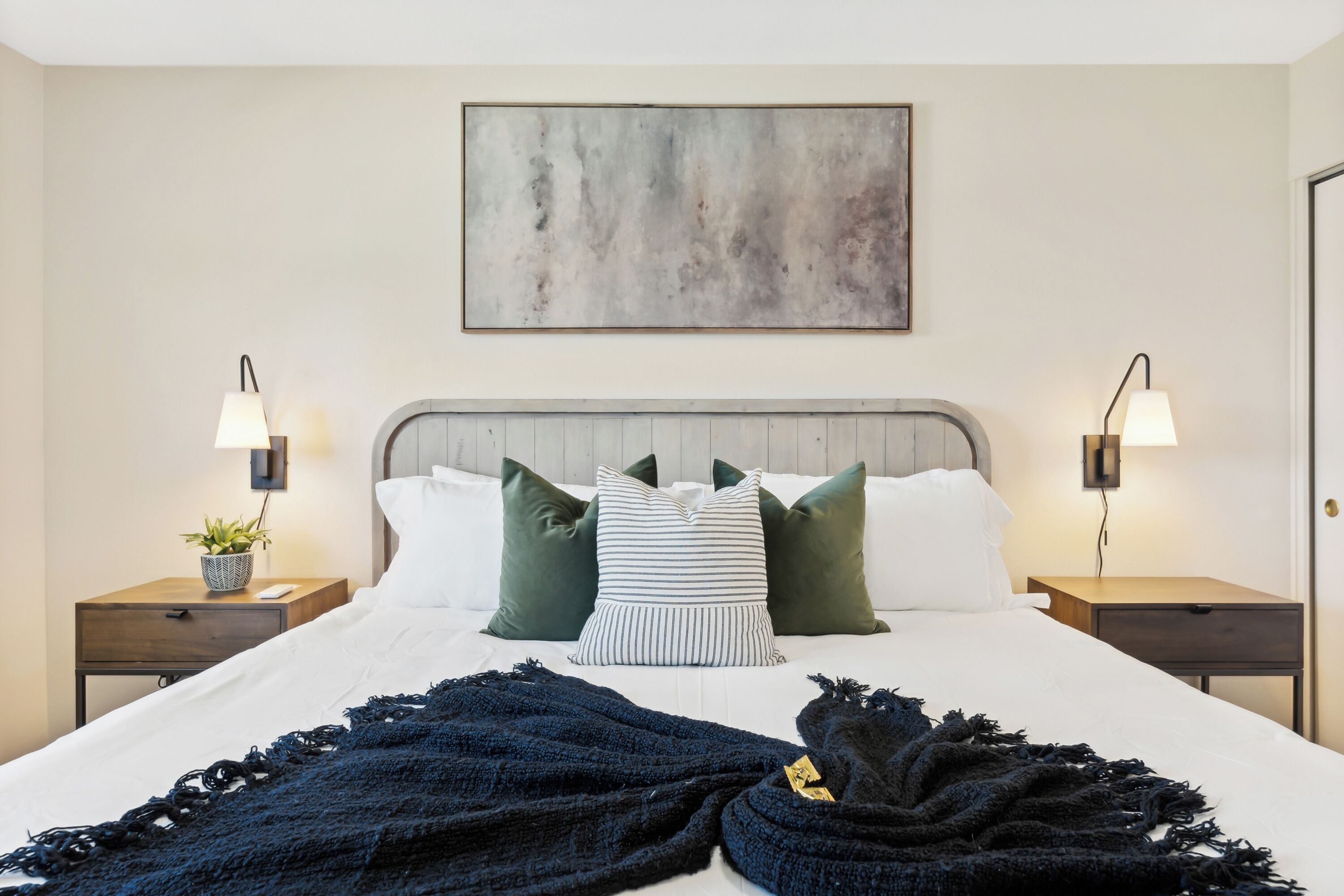4 chambres, fer et planche à repasser, Wi-Fi gratuit, draps fournis