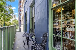 Luxe suite, 2 slaapkamers, balkon | Balkon