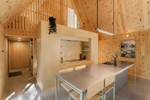 Kühlschrank, Ofen, Herdplatte, Geschirrspüler