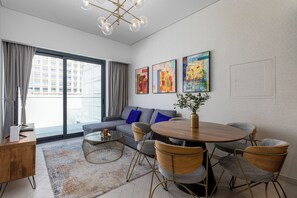 豪華公寓, 露台, 城市景 | 客廳 | 平面電視