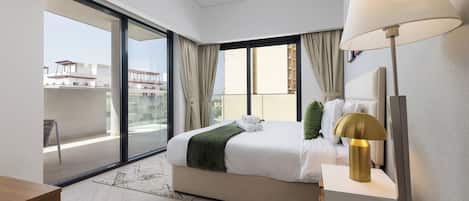 디럭스 아파트, 발코니, 시내 전망 | 2 개의 침실, 책상, 다리미/다리미판, 무료 WiFi