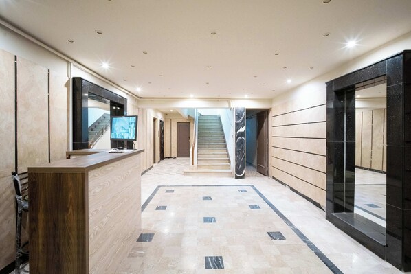 Lobby - Nabeel Homes Boutique Hotel - B9 (San Stefano)