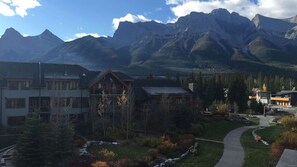 Exterior - Canmore Premier - Rundle Cliffs Lodge 305 @ Spring Creek (Canmore)