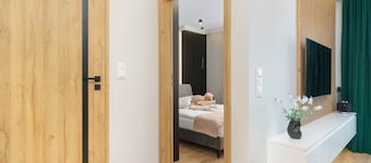 Modern Apartment | Balcony and Parking close to the Beach