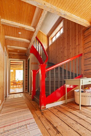 Interior - Solbakken house by the fjord Lofoten (Flakstad)