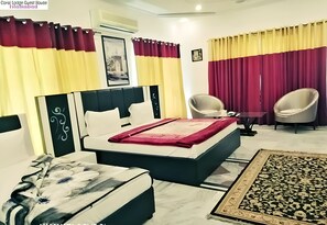 Iron/ironing board, free WiFi - Alpine Lodges (Islamabad)