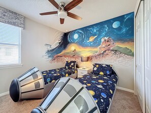 7 bedrooms, free WiFi, bed sheets