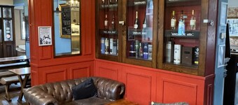 Holystone Bar and Restaurant