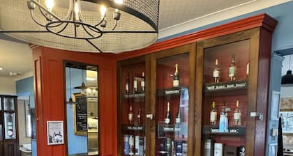 Holystone Bar and Restaurant