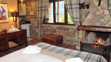 1 habitación, wifi y ropa de cama