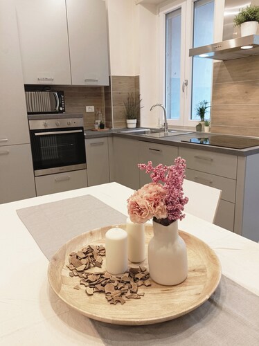 Quick Home - Edera - One Bedroom Apartment, Sleeps 4