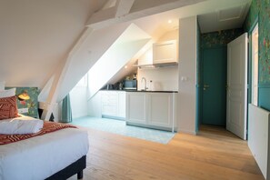 1 soverom, strykejern/-brett, wi-fi (inkludert) og sengetøy