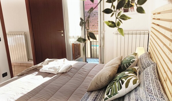 1 多间卧室、熨斗/熨衣板、免费 WiFi、床单