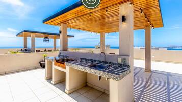 Apartment, Accessible | 2 bedrooms, Internet