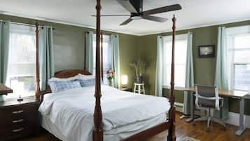 Desk, iron/ironing board, travel crib, free WiFi