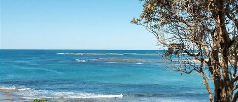 Una spiaggia nelle vicinanze