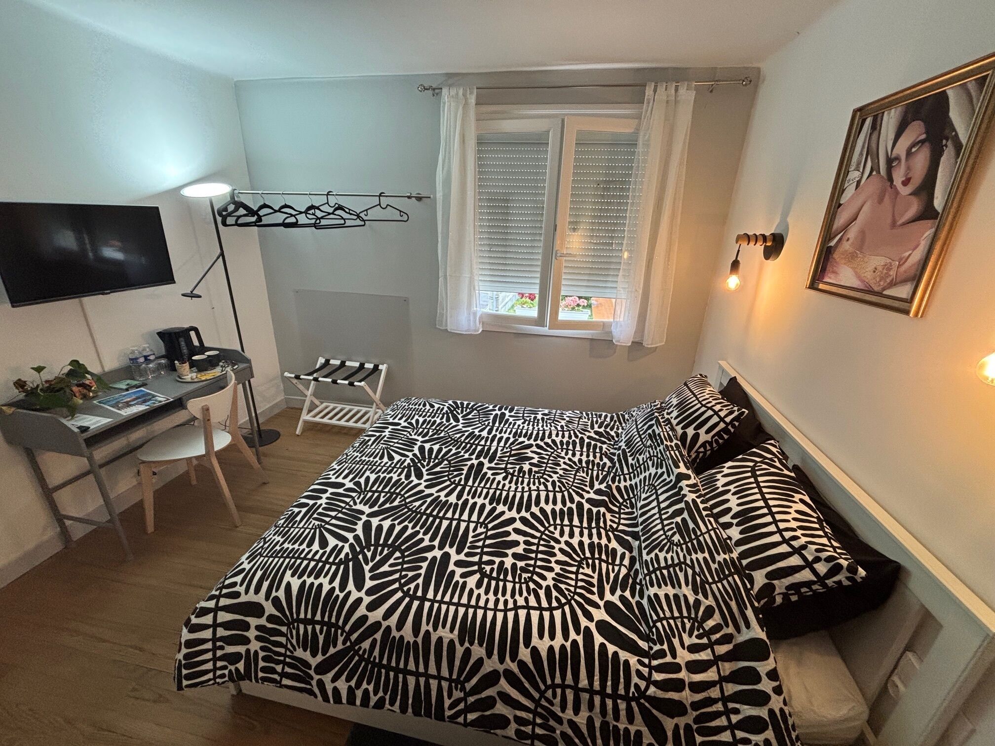 1 chambre, bureau, lit parapluie, Wi-Fi gratuit